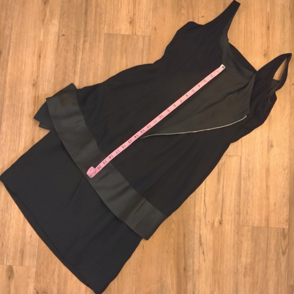 Little Sexy Black Dress Vintage 1960s - Picture 7 of 9